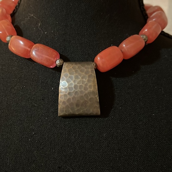 Beautiful stone and copper short necklace - Picture 2 of 6